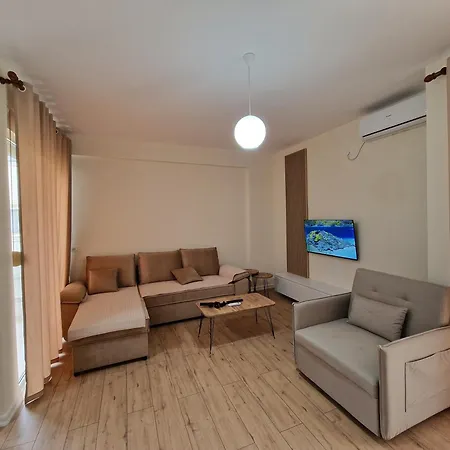 아파트 Ajlamia Vlorë